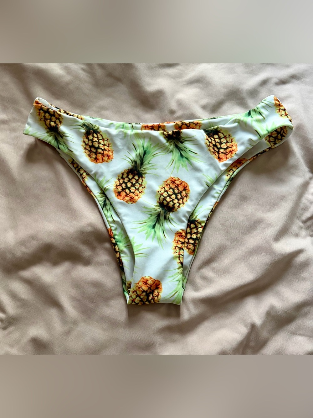Pineapple Print Bikini Bottoms - White & Green - Size 6